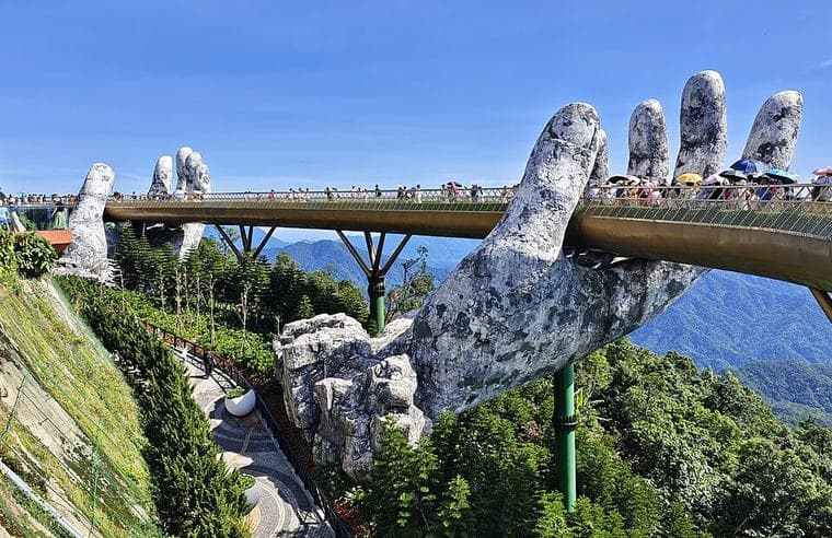 Golden Bridge (Vietnam)